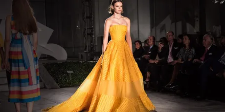 Пролетна свежест в колекцията на Carolina Herrera за 2018