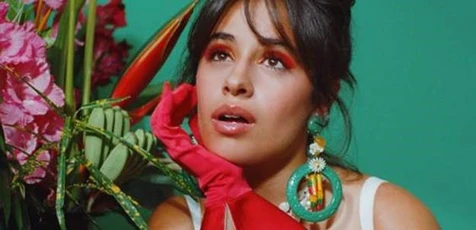 Camila Cabello се завръща към латино корените си