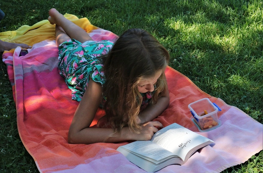 Четенето през лятната ваканция не бива да е наказание, а удоволствие