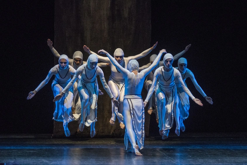 Балет ''Арабеск'' и мистерията на българския фолклор