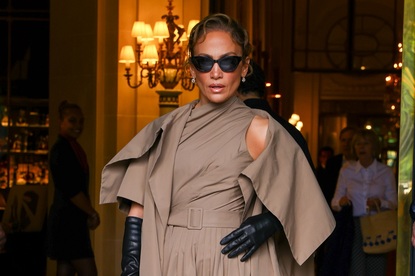 Дженифър Лопес на ревюто Dior Haute Couture в Париж