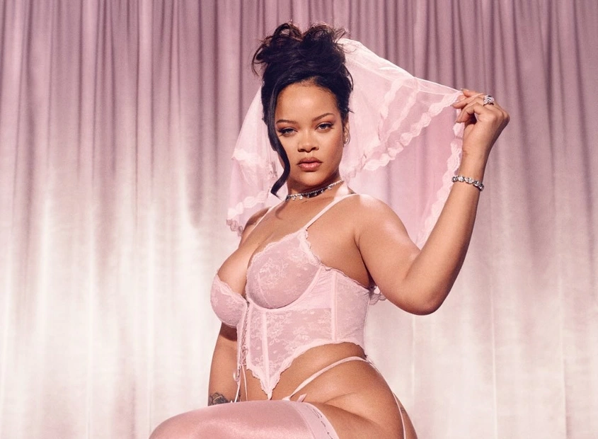 Риана участва в най-новата булчинска кампания на Savage X Fenty