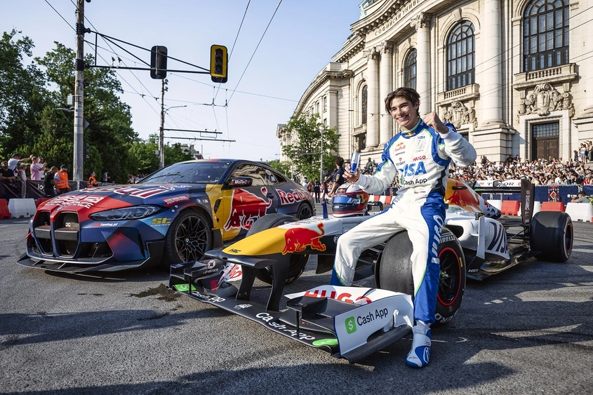 Над 40 000 души станаха свидетели на най-голямото моторспорт събитие в сърцето на София – Red Bull Showrun Sofia 2025