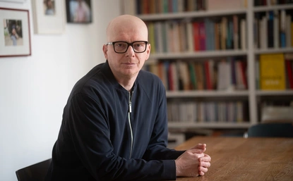 Лечебни растения в смъртоносната зона: Изложба на Свен Йоне