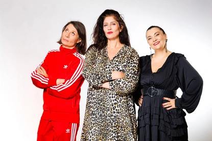 Елисавета Белобрадова, Красимира Хаджииванова и Оля Малинов събират всички коледни кошмари и истерии в новия стендъп „И това ще мине“