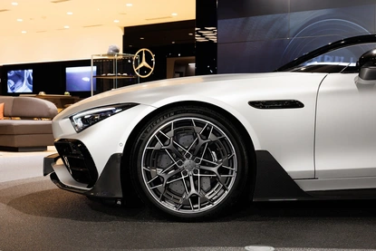 Радикално различен: първият Mercedes-AMG PureSpeed пристигна в България