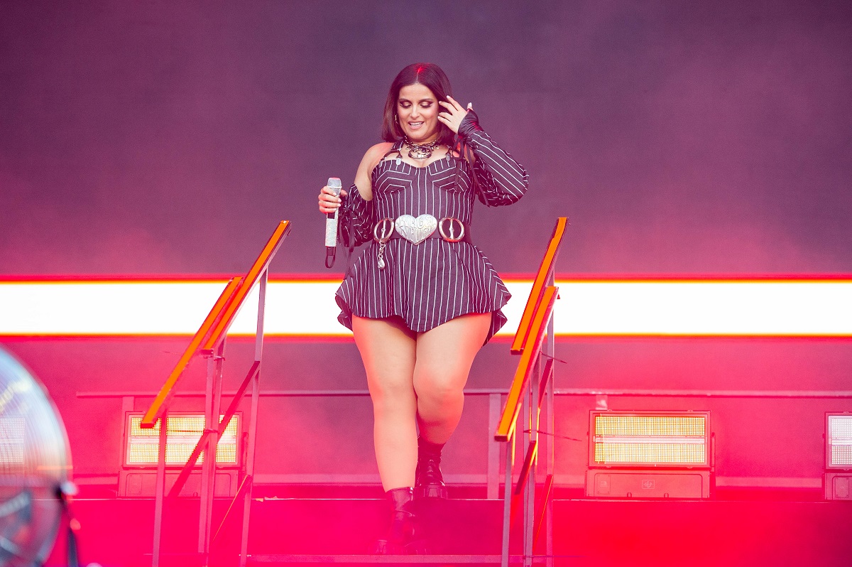 Нели Фуртадо се оттегля от сцената, заради нападки относно външния ѝ вид