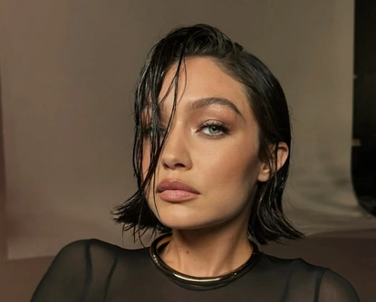 Завръщане към инстинктите: Матовото черно на Джиджи Хадид