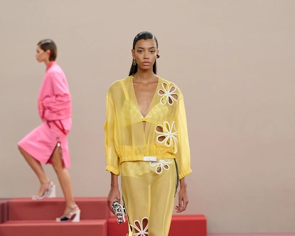 Модни тенденции 2026 – стил, цвят и индивидуалност