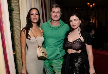 Брад Пит и Инес де Рамон подкрепиха Джордж Клуни на премиерата на филма "Jay Kelly" 