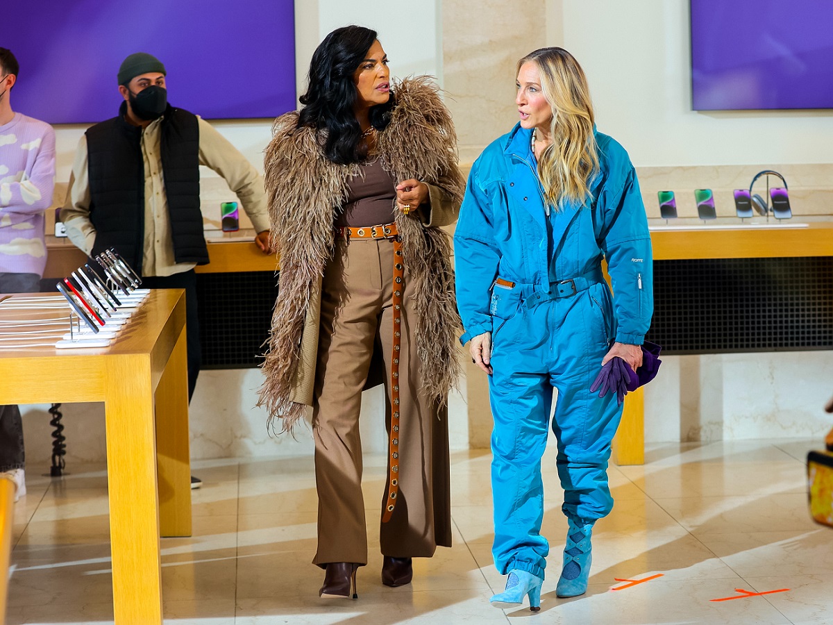 Емблематичните дрехи от сериала ''And Just Like That'' ще бъдат продадени на търг за добра кауза