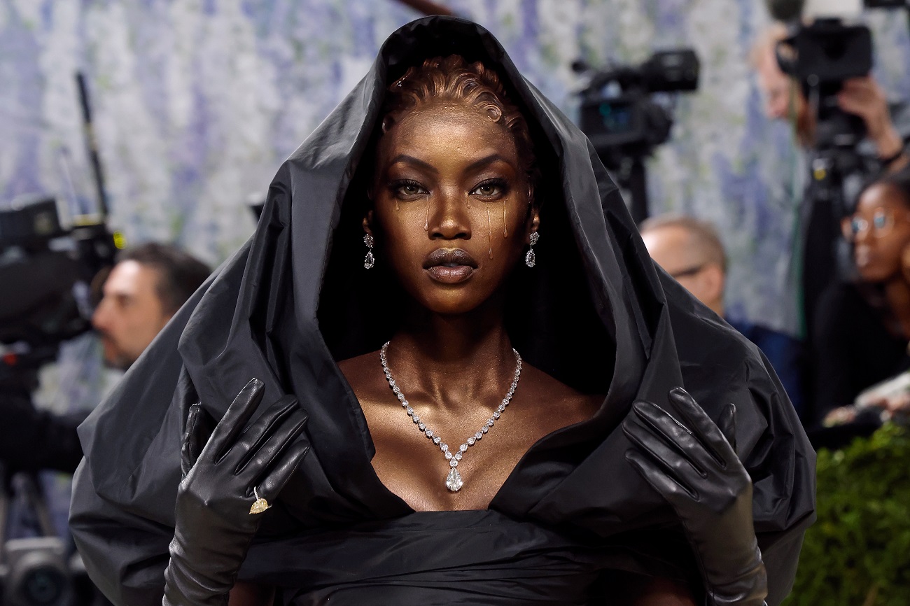 Анок Яй превърна болката в надежда на Met Gala 2026
