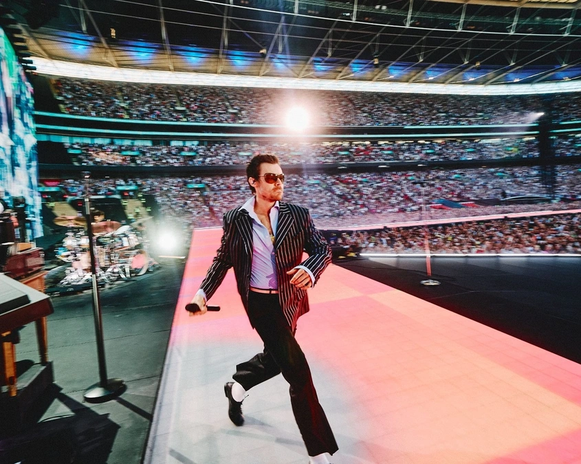 Harry Styles поставя нов рекорд на стадиона Wembley