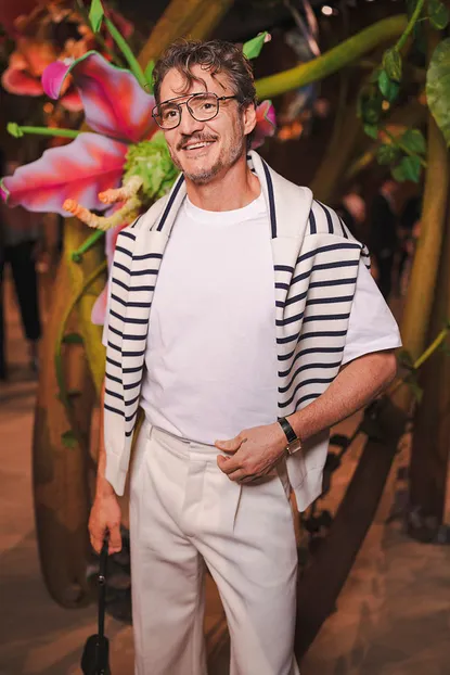 Първият ред на Chanel: как Педро Паскал, Лупита Нионго и Тилда Суинтън превърнаха couture в личен стил
